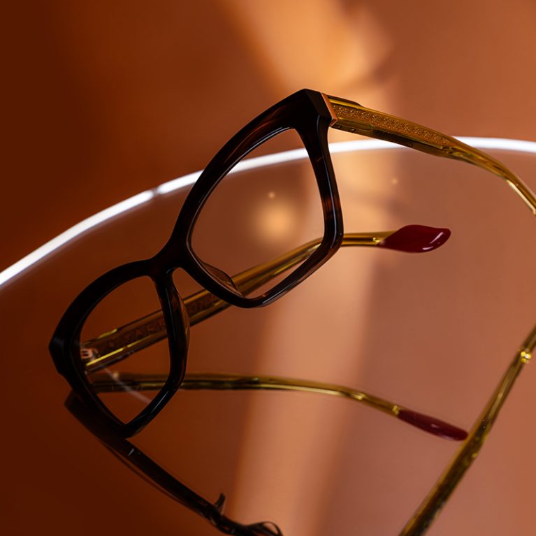 Yalea Eyewear Frida Kahlo STRONG VYA173_GEQ