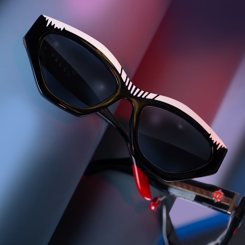Yalea Eyewear Frida Kahlo BEAUTIFUL SYA174W_700