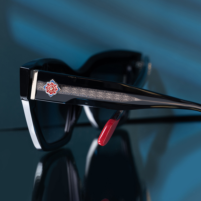 Yalea Eyewear Frida Kahlo REBEL SYA175V_700